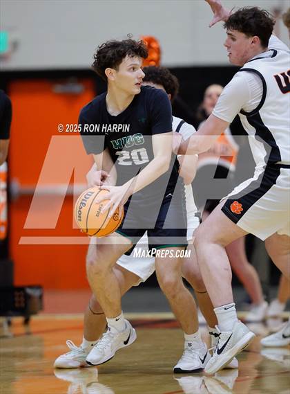 Thumbnail 2 in Hug @ Douglas photogallery.