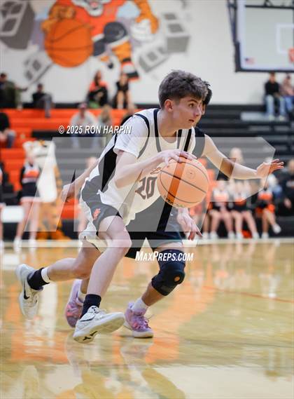 Thumbnail 2 in Hug @ Douglas photogallery.