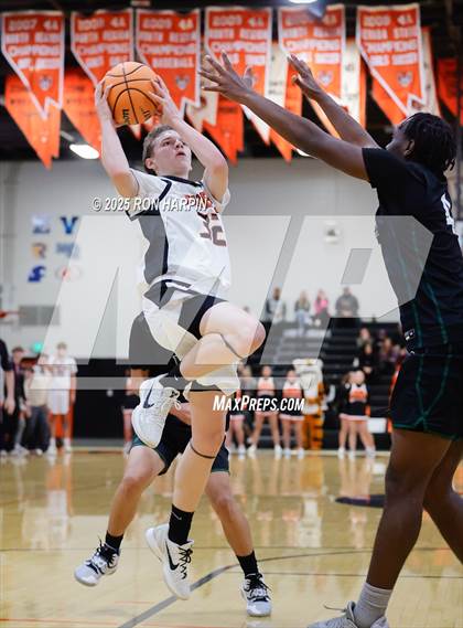 Thumbnail 2 in Hug @ Douglas photogallery.