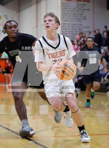 Thumbnail 2 in Hug @ Douglas photogallery.