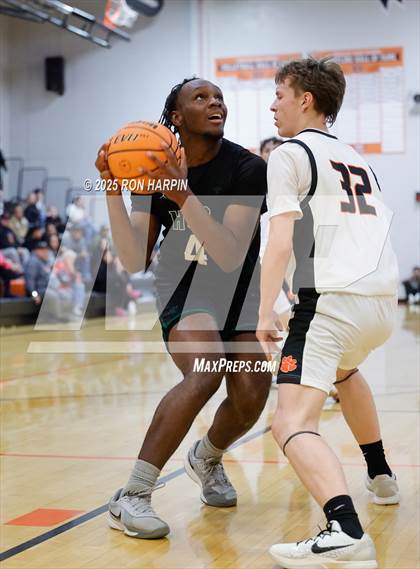 Thumbnail 1 in Hug @ Douglas photogallery.