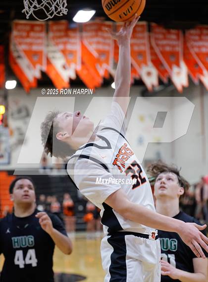 Thumbnail 2 in Hug @ Douglas photogallery.