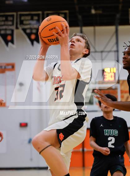 Thumbnail 2 in Hug @ Douglas photogallery.