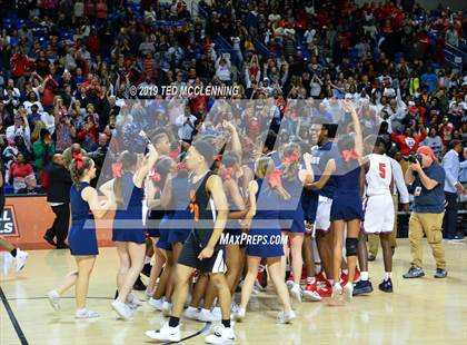 Thumbnail 3 in Hall vs Marion (AAA 5A Final) photogallery.