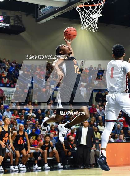 Thumbnail 3 in Hall vs Marion (AAA 5A Final) photogallery.
