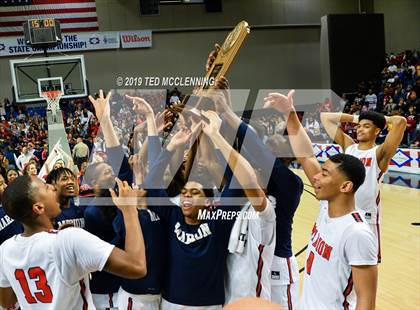 Thumbnail 2 in Hall vs Marion (AAA 5A Final) photogallery.