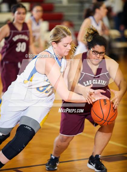 Thumbnail 1 in New Buffalo vs Eau Claire (MHSAA District Playoff) photogallery.