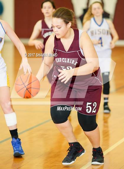 Thumbnail 2 in New Buffalo vs Eau Claire (MHSAA District Playoff) photogallery.