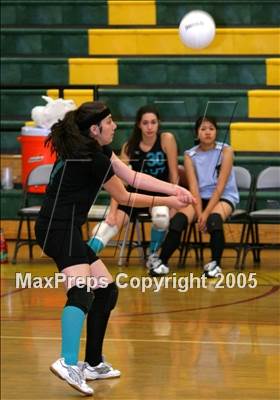 Thumbnail 3 in Valley Alternative Magnet @ Narbonne (Section Playoffs) photogallery.