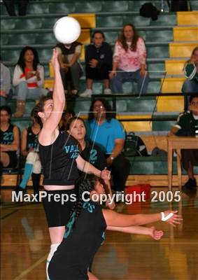 Thumbnail 2 in Valley Alternative Magnet @ Narbonne (Section Playoffs) photogallery.
