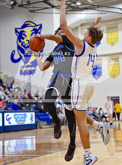 Thumbnail 2 in Indianapolis Shortridge @ Greenfield-Central  photogallery.
