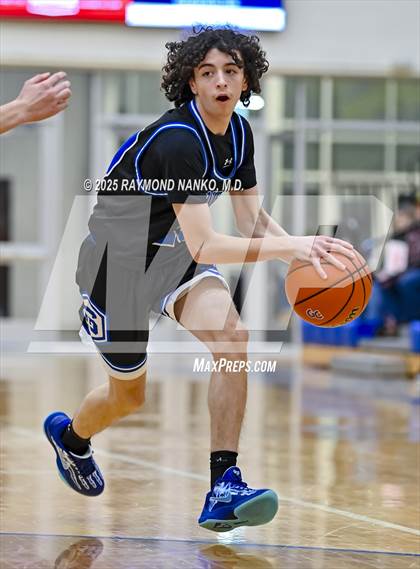 Thumbnail 1 in Indianapolis Shortridge @ Greenfield-Central  photogallery.