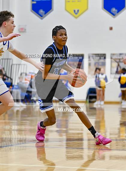 Thumbnail 2 in Indianapolis Shortridge @ Greenfield-Central  photogallery.