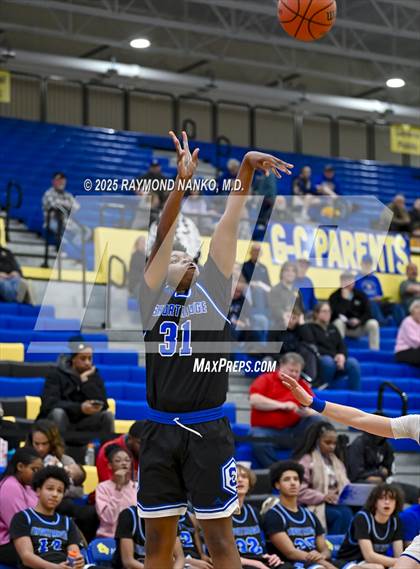 Thumbnail 3 in Indianapolis Shortridge @ Greenfield-Central  photogallery.