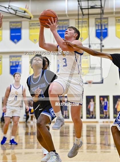 Thumbnail 1 in Indianapolis Shortridge @ Greenfield-Central  photogallery.