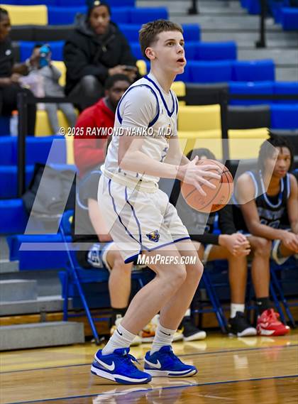 Thumbnail 3 in Indianapolis Shortridge @ Greenfield-Central  photogallery.