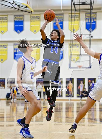 Thumbnail 1 in Indianapolis Shortridge @ Greenfield-Central  photogallery.