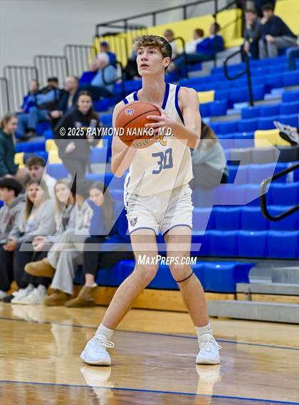 Thumbnail 2 in Indianapolis Shortridge @ Greenfield-Central  photogallery.