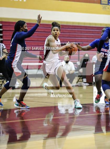 Thumbnail 3 in Leuzinger @ Alemany (CIF SS D 2AA Semi final) photogallery.