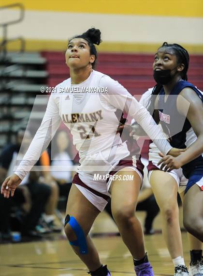Thumbnail 2 in Leuzinger @ Alemany (CIF SS D 2AA Semi final) photogallery.