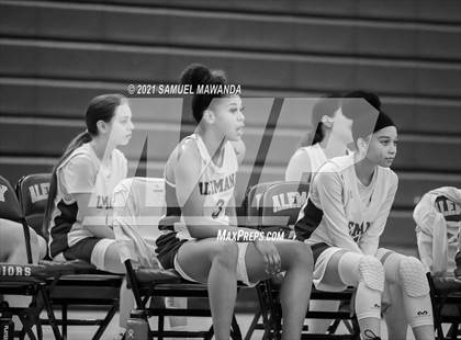 Thumbnail 3 in Leuzinger @ Alemany (CIF SS D 2AA Semi final) photogallery.