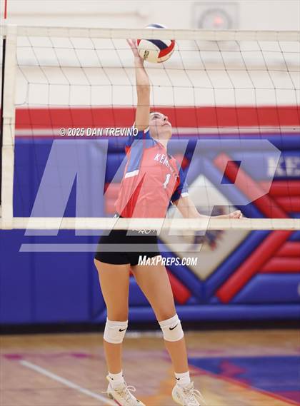 Thumbnail 3 in Oscar Smith @ Kempsville photogallery.