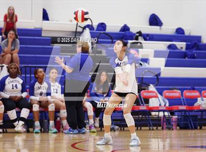Thumbnail 1 in Oscar Smith @ Kempsville photogallery.