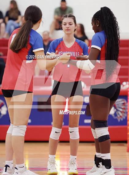 Thumbnail 2 in Oscar Smith @ Kempsville photogallery.