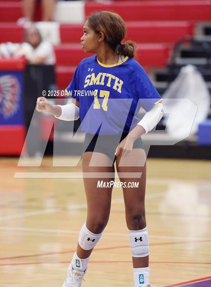 Thumbnail 2 in Oscar Smith @ Kempsville photogallery.