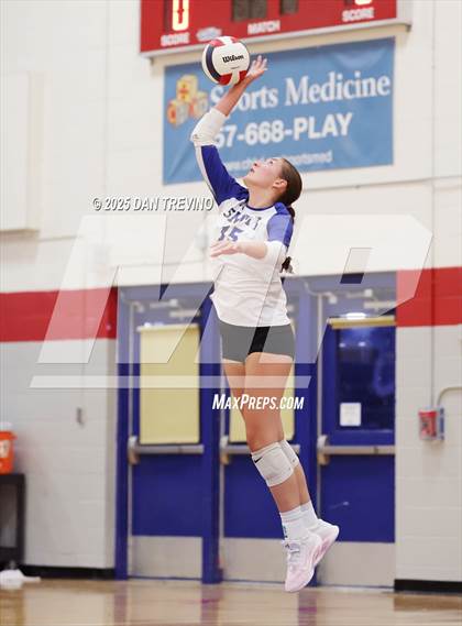 Thumbnail 2 in Oscar Smith @ Kempsville photogallery.