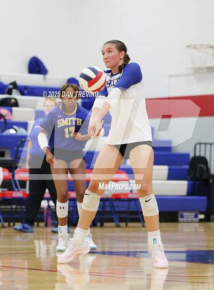 Thumbnail 1 in Oscar Smith @ Kempsville photogallery.