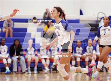 Thumbnail 3 in Oscar Smith @ Kempsville photogallery.