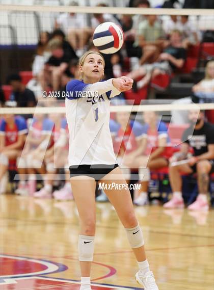 Thumbnail 2 in Oscar Smith @ Kempsville photogallery.