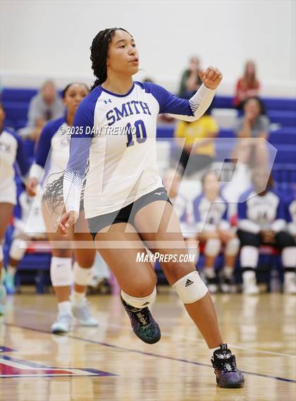 Thumbnail 2 in Oscar Smith @ Kempsville photogallery.