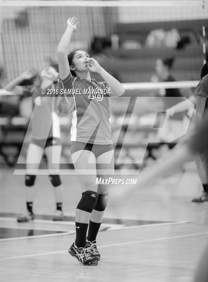 Thumbnail 3 in  Cleveland @ Granada Hills photogallery.