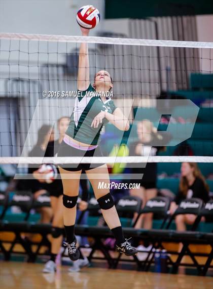 Thumbnail 3 in  Cleveland @ Granada Hills photogallery.