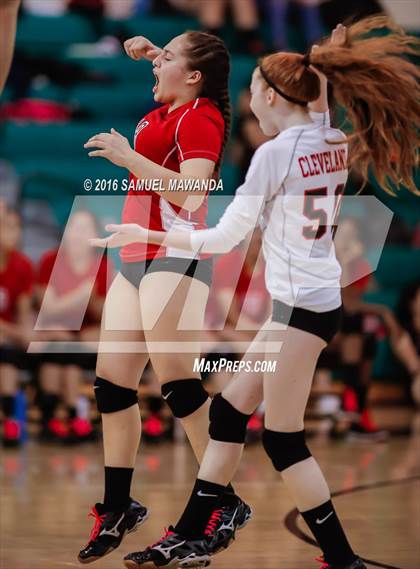 Thumbnail 3 in  Cleveland @ Granada Hills photogallery.