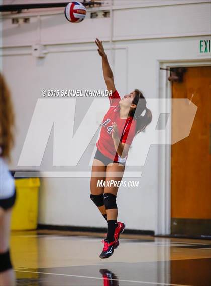 Thumbnail 3 in  Cleveland @ Granada Hills photogallery.