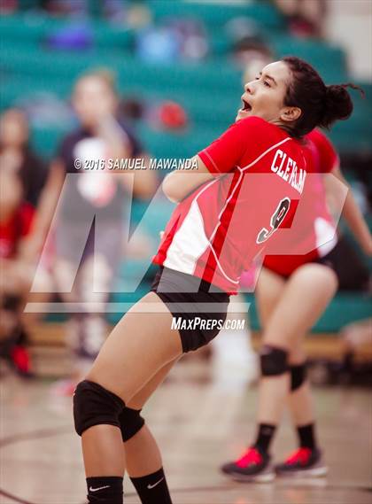 Thumbnail 3 in  Cleveland @ Granada Hills photogallery.