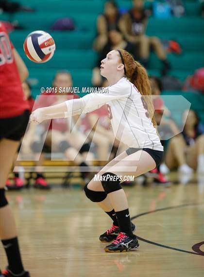 Thumbnail 3 in  Cleveland @ Granada Hills photogallery.
