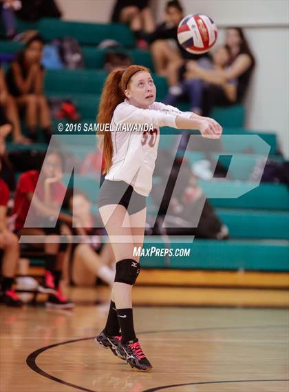 Thumbnail 3 in  Cleveland @ Granada Hills photogallery.
