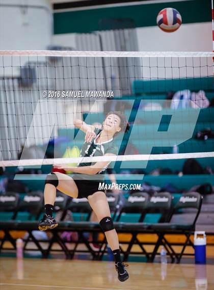 Thumbnail 2 in  Cleveland @ Granada Hills photogallery.