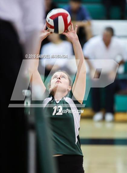 Thumbnail 3 in  Cleveland @ Granada Hills photogallery.