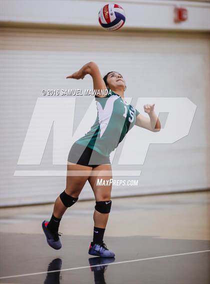 Thumbnail 1 in  Cleveland @ Granada Hills photogallery.