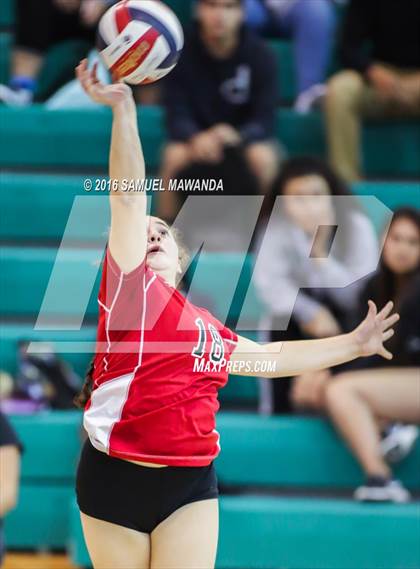 Thumbnail 3 in  Cleveland @ Granada Hills photogallery.