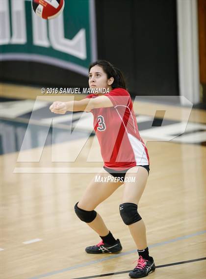 Thumbnail 3 in  Cleveland @ Granada Hills photogallery.