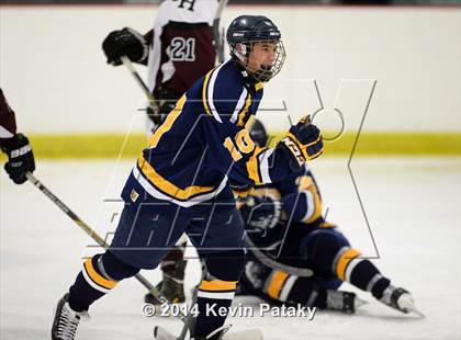 Thumbnail 3 in Simsbury @ North Haven photogallery.