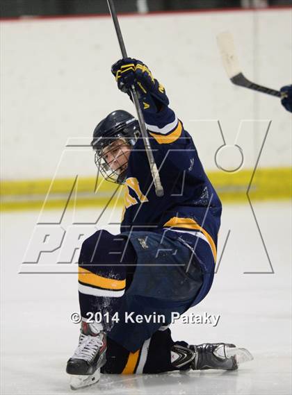 Thumbnail 1 in Simsbury @ North Haven photogallery.
