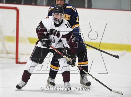 Thumbnail 1 in Simsbury @ North Haven photogallery.
