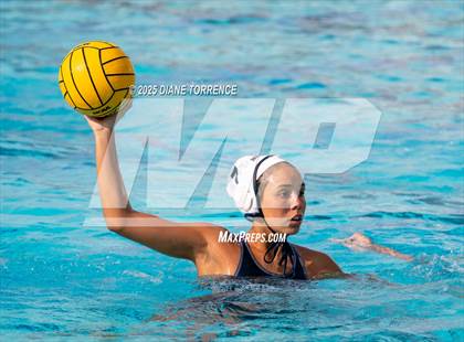 Thumbnail 2 in Oaks Christian vs Newport Harbor (Bill Barnett Holiday Cup) photogallery.